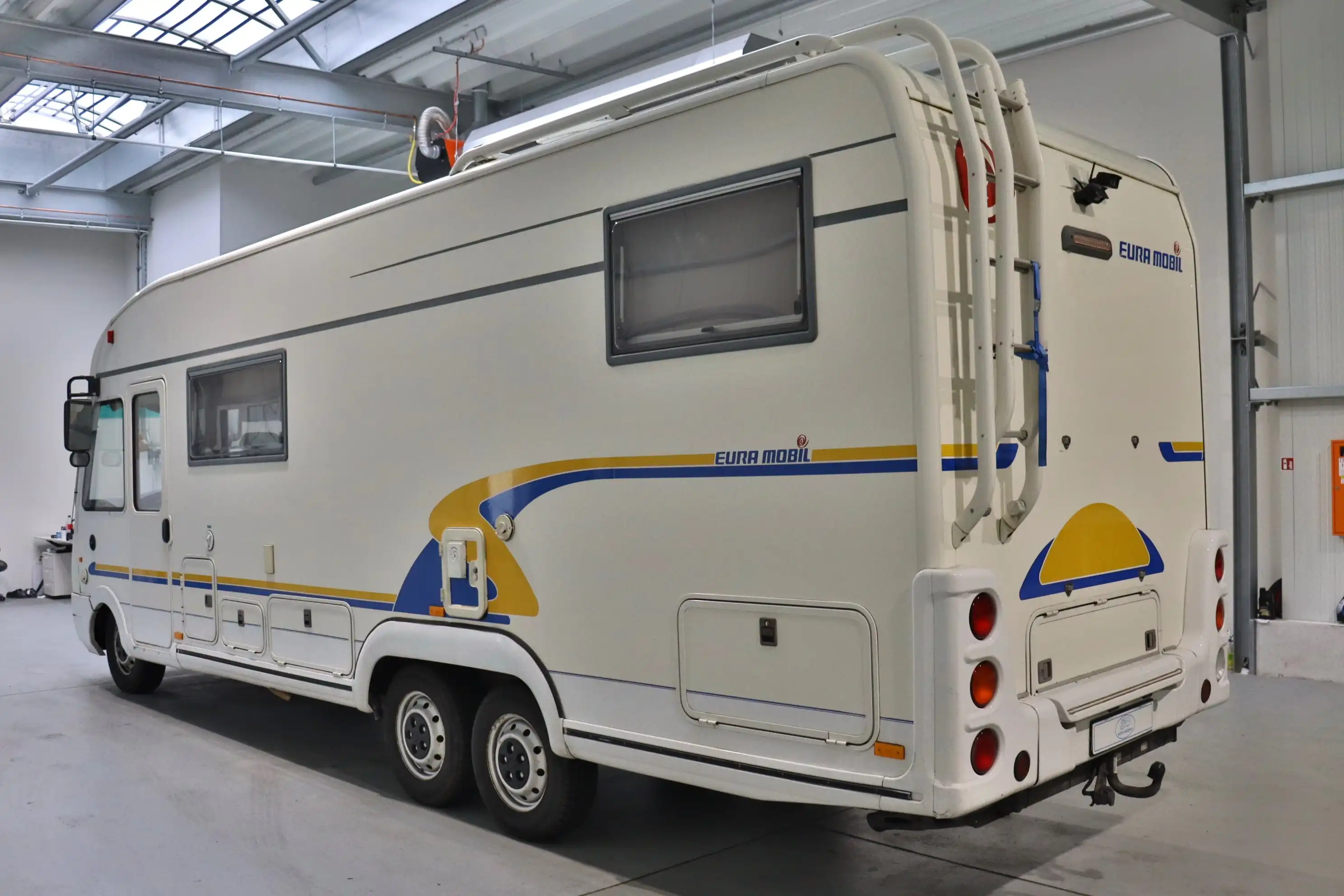 EURAMOBIL I 810 HB